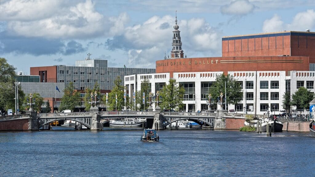 Stopera stadhuis Amsterdam